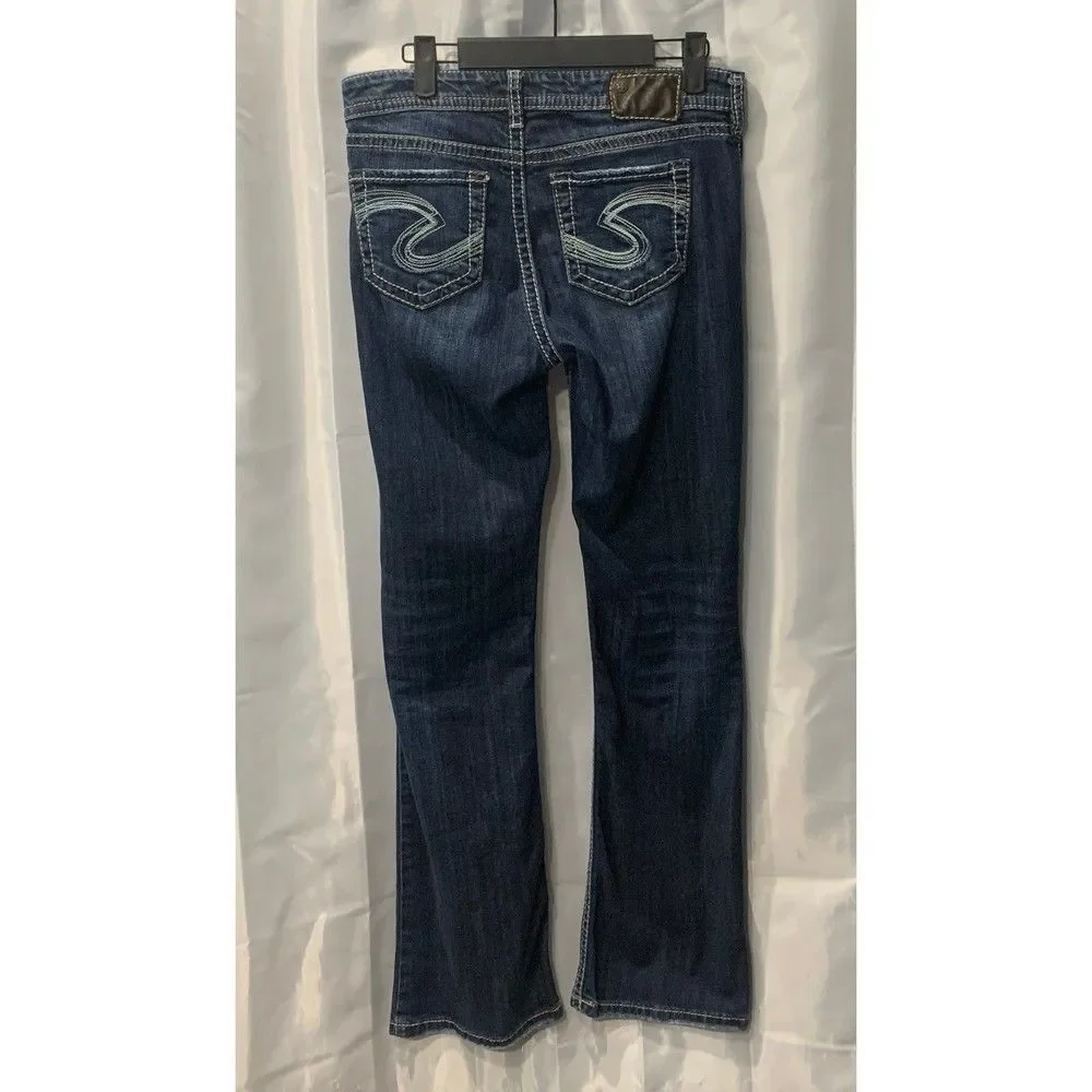 Silver Natsuki Women's Size 28/31 Dark Wash Causal Distressed Bootcut Jeans